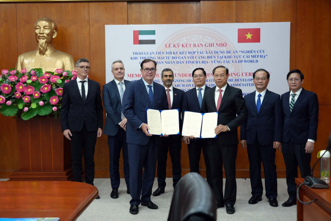 vna-potal-ba-ria-vung-tau-va-dp-world-ky-bien-ban-ghi-nho-xay-dung-khu-thuong-mai-tu-do-gan-voi-cang-bien-tai-khu-vuc-cai-mep-ha-7862524.jpg