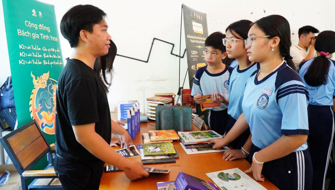年轻一代是推动胡志明市创意创业生态系统发展的核心力量。图自越通社 20250403triemlam6.jpg