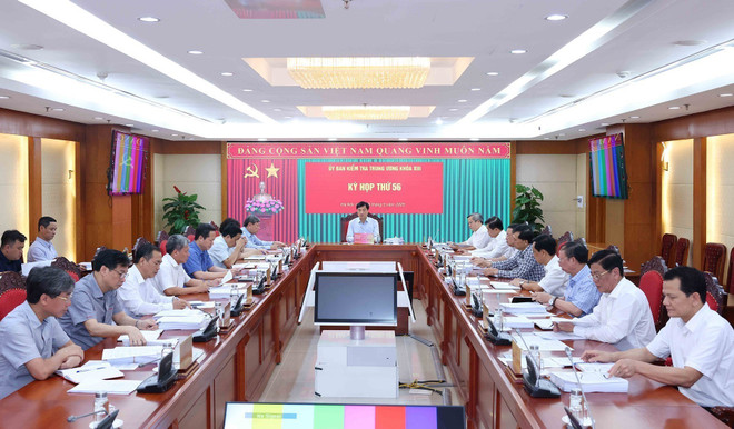 会议场景。图自越通社 vna-potal-ky-hop-thu-56-uy-ban-kiem-tra-trung-uong-8062807.jpg