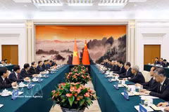 国会主席陈青敏访华首日：考察基层立法联络站，会见中国全国政协主席王沪宁