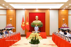 从“教育管理”思维强烈转向“教育发展治理”思维