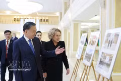 苏林会见俄罗斯联邦委员会主席瓦莲京娜·马特维延科
