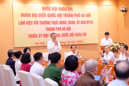 充分发挥首都作用，切实保障人民合法权益