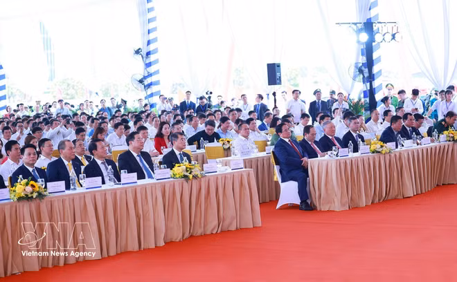 vnanet-potal-thu-tuong-le-minh-hung-du-le-khoi-cong-du-an-tuyen-duong-sat-toc-do-cao-ha-noi-hai-phong-8696139.jpg
