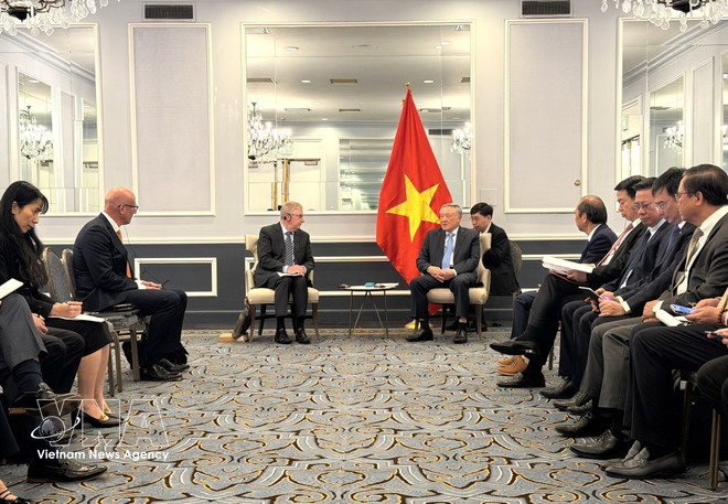 vnanet-potal-khuyen-khich-cac-nha-dau-tu-doanh-nghiep-dinh-che-tai-chinh-cua-thanh-pho-san-francisco-dau-tu-vao-vifc-8667712.jpg