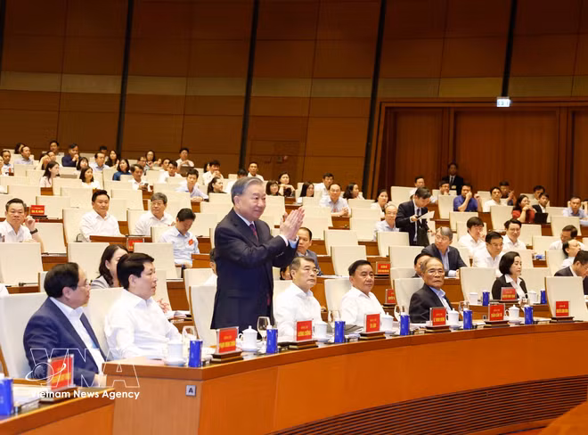 vnanet-potal-hoi-nghi-toan-quoc-nghien-cuu-hoc-tap-quan-triet-va-trien-khai-thuc-hien-nghi-quyet-hoi-nghi-lan-thu-hai-ban-chap-hanh-trung-uong-8697148.jpg