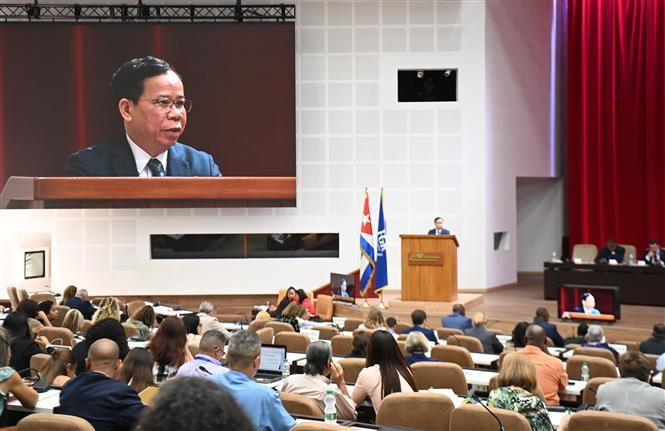 越南最高人民检察院副检察长谢光凯在会议上发言。图自越通社