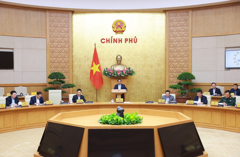 3月19日，越南政府总理范明政主持了政府2025年3月立法专题会议。图自越通社