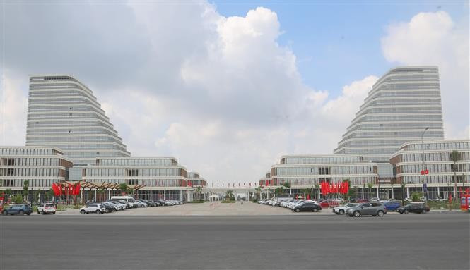 亚太经合组织工商咨询理事会（ABAC）第三次会议部分相关活动将在海防市水原坊政治行政中心举行。图自越通社