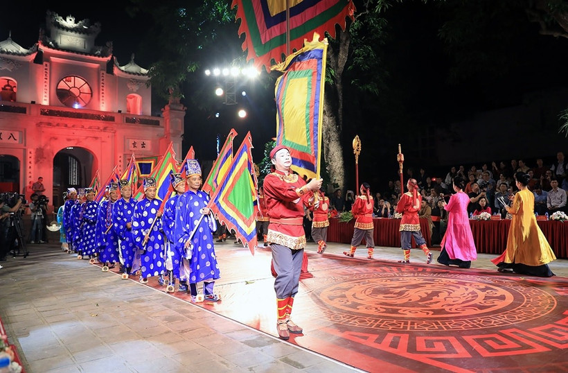 在真武观举行的“真武钟声”夜间旅游产品。图自Hanoimoi