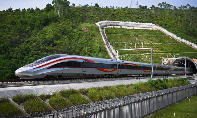 北南高铁线路总长1541公里，贯穿全国20个省市，起于河内玉回站，终至胡志明市守添站。图自互联网