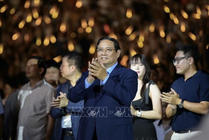 范明政总理出席“V Fest – 今日越南”大型文艺晚会。图自越通社