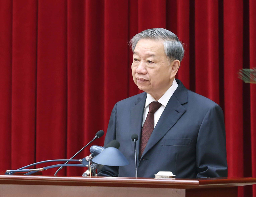 越共中央总书记苏林主持会议开幕式，并致开幕词。图自越通社