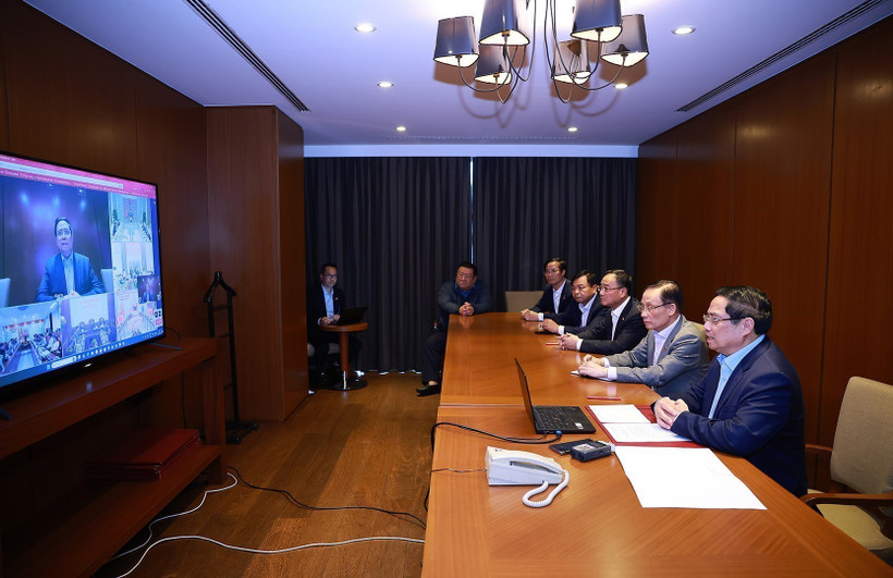 范明政总理在阿尔及利亚主持召开紧急视频会议 部署防洪救灾工作。图自越通社