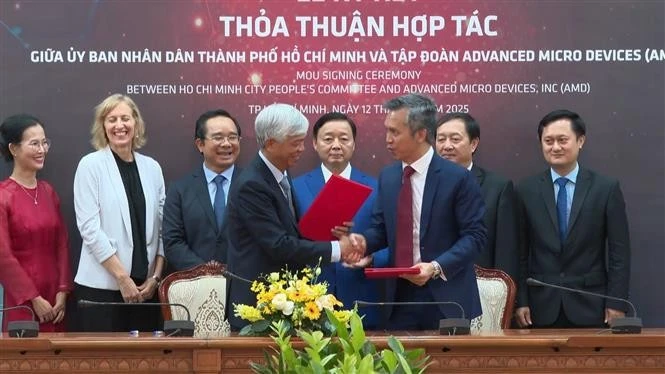 备忘录签署仪式。图自越通社