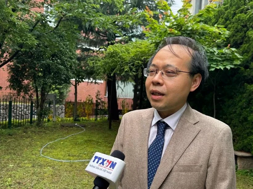 日本东京科学院电子学系副主任范南海。图自越通社