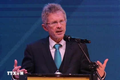 捷克参议院议长米洛什‧维斯特奇尔。图自越通社