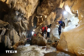 谅山省北山县战胜乡莫曼（Mỏ Mắm）溪生态旅游区Keng Tao洞。图自越通社