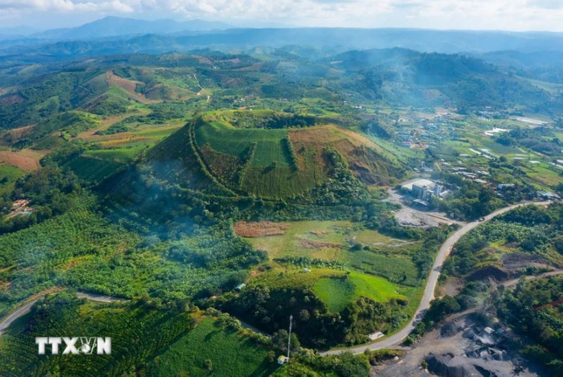 高平省地质公园南卡火山。图自越通社