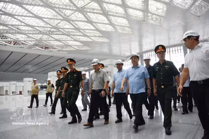 加快建设进度，确保隆城机场顺利投运