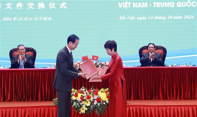 thu_tuong_pham_minh_chinh_hoi_dam_voi_thu_tuong_trung_quoc_ly_cuong_7649025.jpg