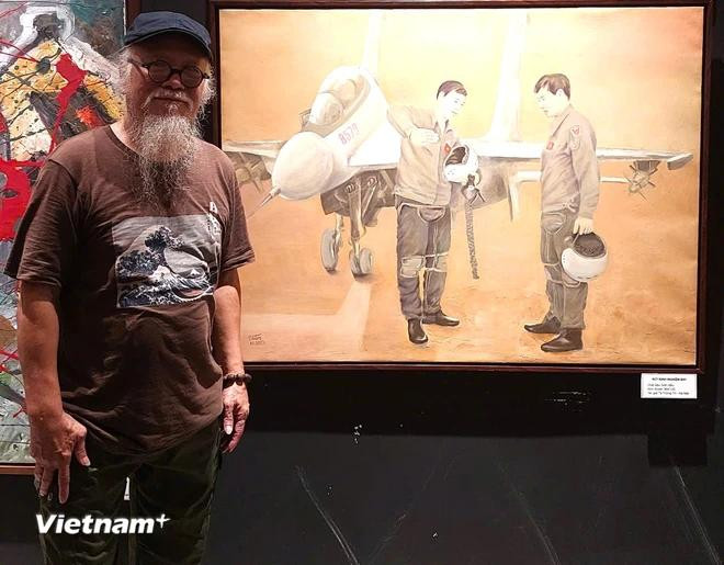 画家谢仲智画家的作品《飞行后提取经验》。Vietnam+ 11.webp