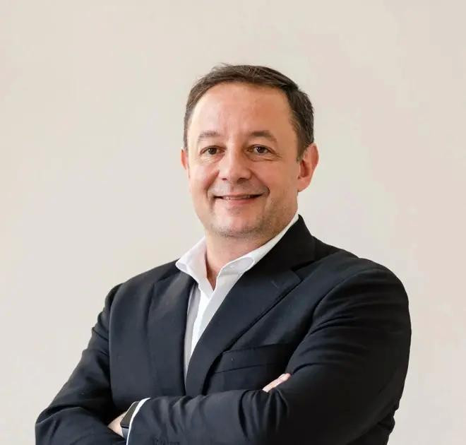 越南欧洲商会(EuroCham)农业食品和水产养殖商业小组委员会负责人Paul-Antoine Croizé。人物供图 Paul-Antoine_Croizé,_Chairman_of_Food,_Agriculture_&_Aquaculture_Business_Sector_Committee_of_EuroCham._(Source_EuroCham).webp