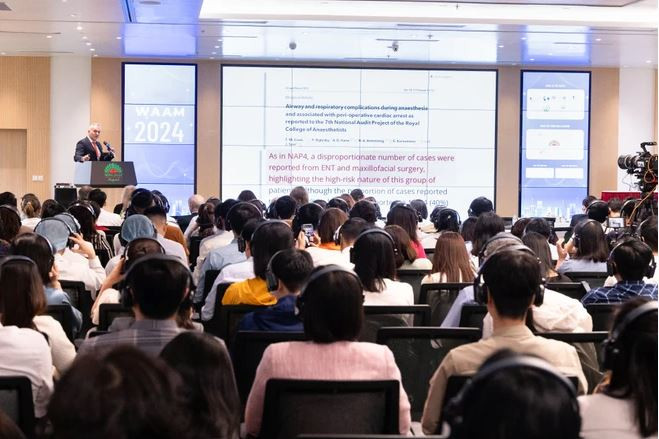 出席世界气道管理大会的代表。图自Vietnam+ 2.JPG