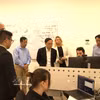 Qarakal Quantum公司代表向阮奇山大使介绍量子技术的潜在应用。图自越通社