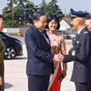 越南国会主席陈青敏和夫人阮氏清娥及越南高级代表团于当地时间4月15日上午离开首都罗马，圆满结束对意大利共和国的正式访问。图自越通社