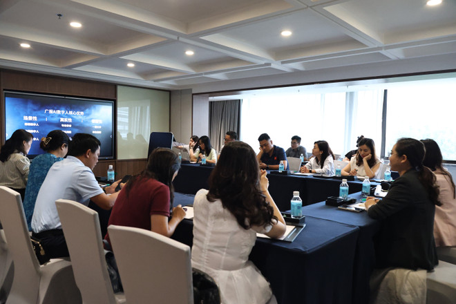 《广州日报》与越南媒体团举行线上交流座谈会。图自越通社 img-9829.jpg