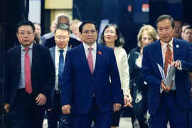 范明政总理出席2025年越南年度企业论坛