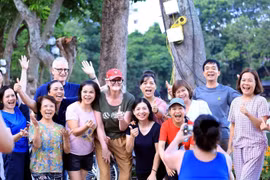 澳大利亚总督漫步还剑湖，体验河内秋日风情