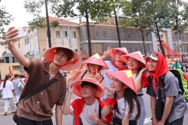首都河内居全国首位，游客接待量达208万人次。图自越通社