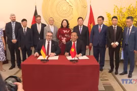 越德签署能源伙伴关系联合声明 开启绿色转型新篇章