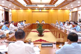 越共中央审议行政机构调整方案 行政区划与干部编制大幅精简