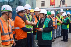 范明政总理调研督导河内城铁项目建设进度