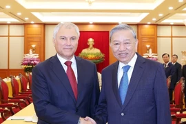 越南始终将俄罗斯视为真诚朋友和可靠伙伴