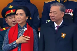 军用车辆方阵参加在俄罗斯首都莫斯科红场举行的纪念反法西斯胜利80周年阅兵式。图自 越通社