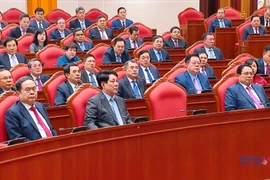越共第十三届十二中全会闭幕：加快筹备十四大，加强人事纪律审查