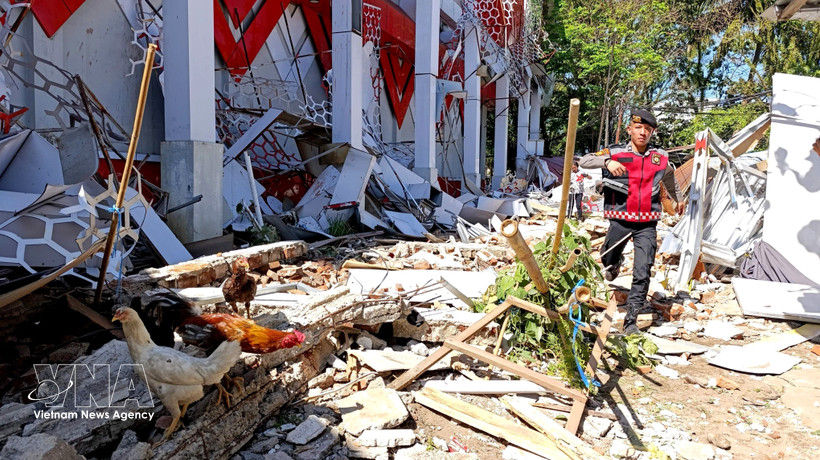 印度尼西亚地震造成至少1人死亡和1人受伤。图自越通社