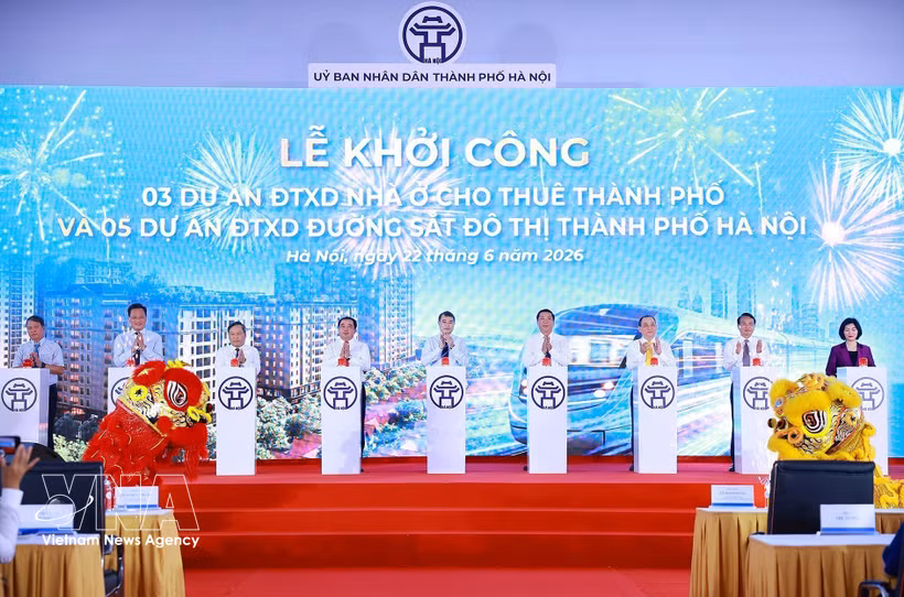 越南政府总理黎明兴出席河内市租赁住房与城铁项目开工仪式。图自越通社