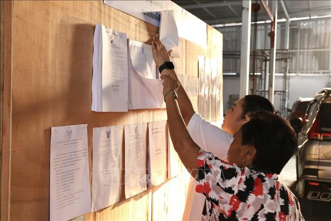 曼谷的一个投票站。图自越通社