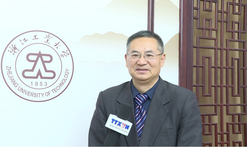 浙江工业大学区域国别研究院执行院长兼越南研究中心主任成汉平。图自越通社