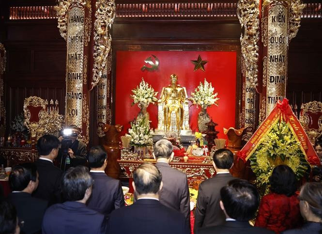 奠边省E2丘遗迹区胡志明主席纪念堂落成仪式。图自越通社