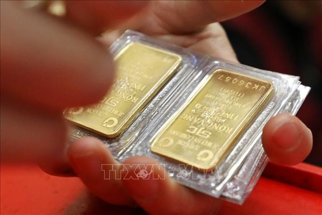 越南国内黄金价格每两上调80万越盾。图自越通社