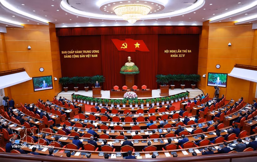 越共第十四届中央委员会第三次全体会议闭幕会现场。图自越通社