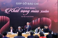 越南古典音乐协会主席阮文申发表讲话。图自西贡解放报