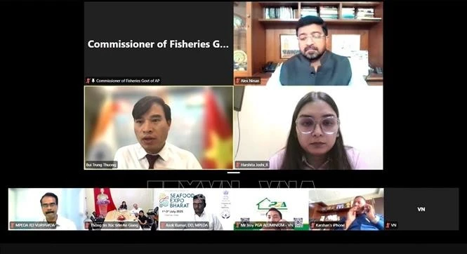 越南驻印度商务参赞裴忠上在研讨会上发言。图自越通社