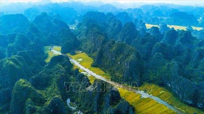 宁平省三谷-碧洞旅游区。图自越通社